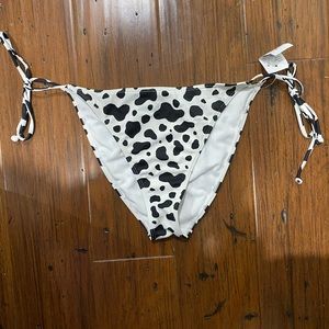 Kendall and Kylie bikini bottoms